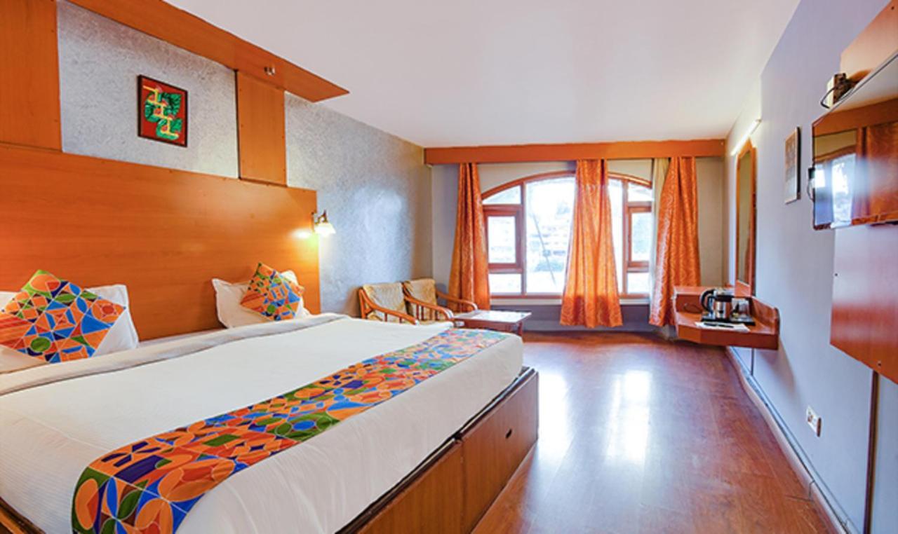 אוטי Fabhotel Khems Shoram Palace Road מראה חיצוני תמונה