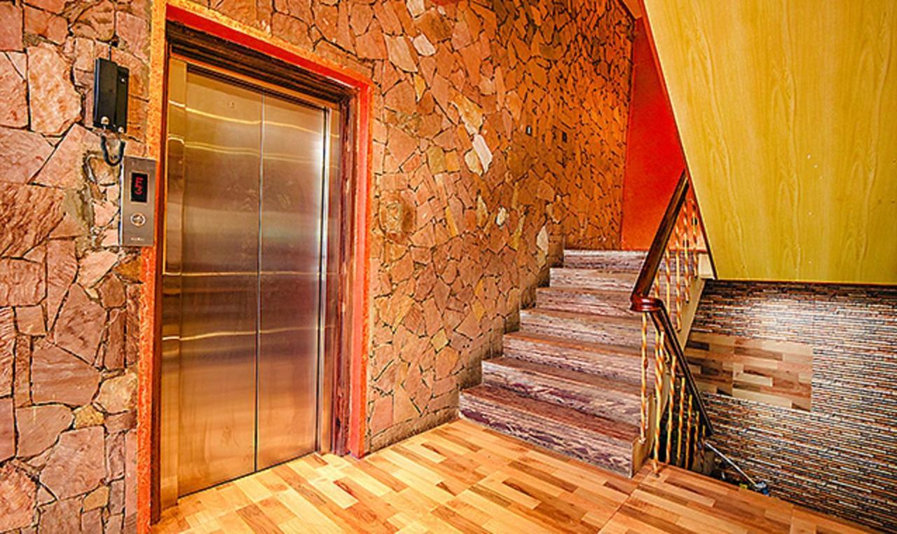 אוטי Fabhotel Khems Shoram Palace Road מראה חיצוני תמונה