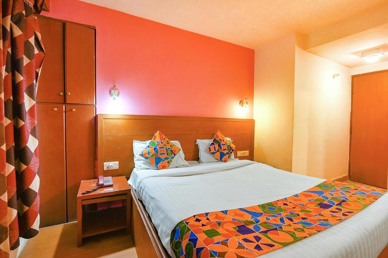 אוטי Fabhotel Khems Shoram Palace Road מראה חיצוני תמונה