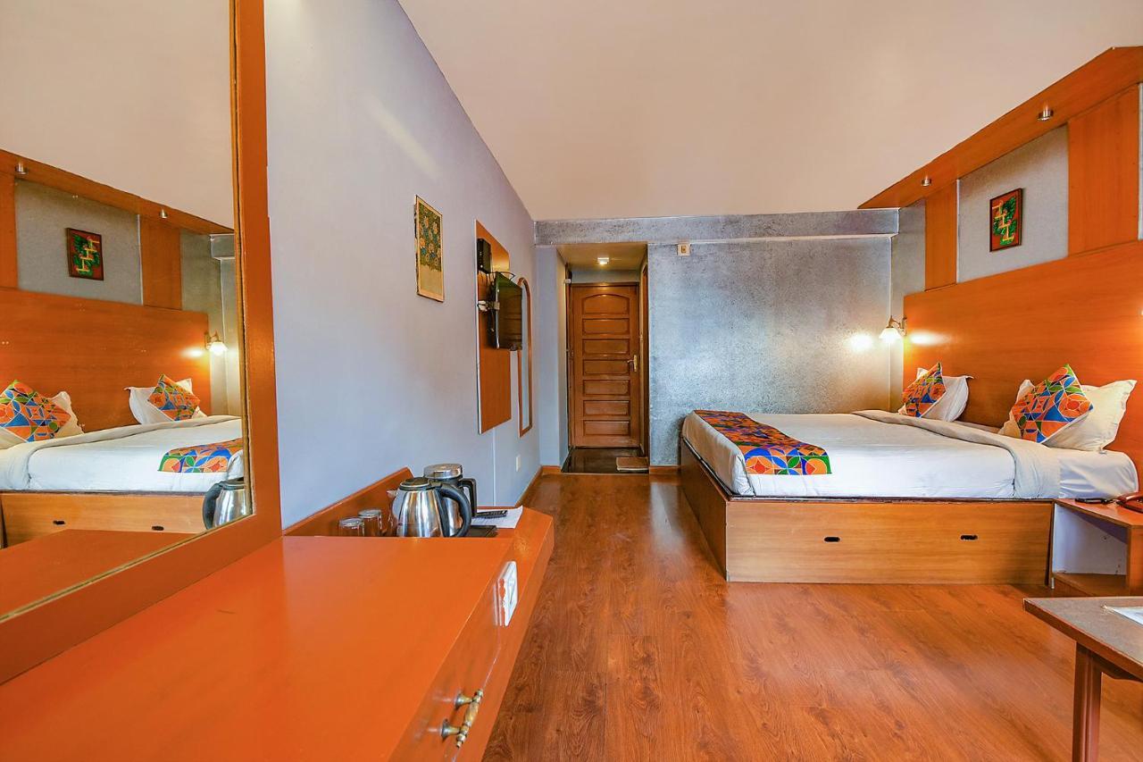 אוטי Fabhotel Khems Shoram Palace Road מראה חיצוני תמונה