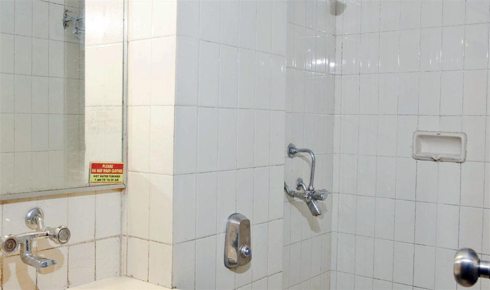 אוטי Fabhotel Khems Shoram Palace Road מראה חיצוני תמונה