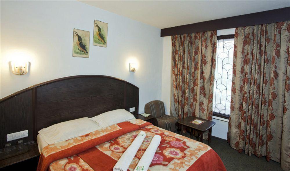 אוטי Fabhotel Khems Shoram Palace Road מראה חיצוני תמונה
