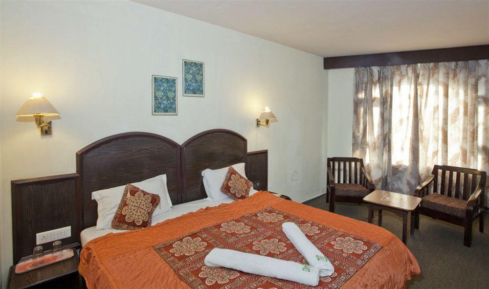 אוטי Fabhotel Khems Shoram Palace Road מראה חיצוני תמונה