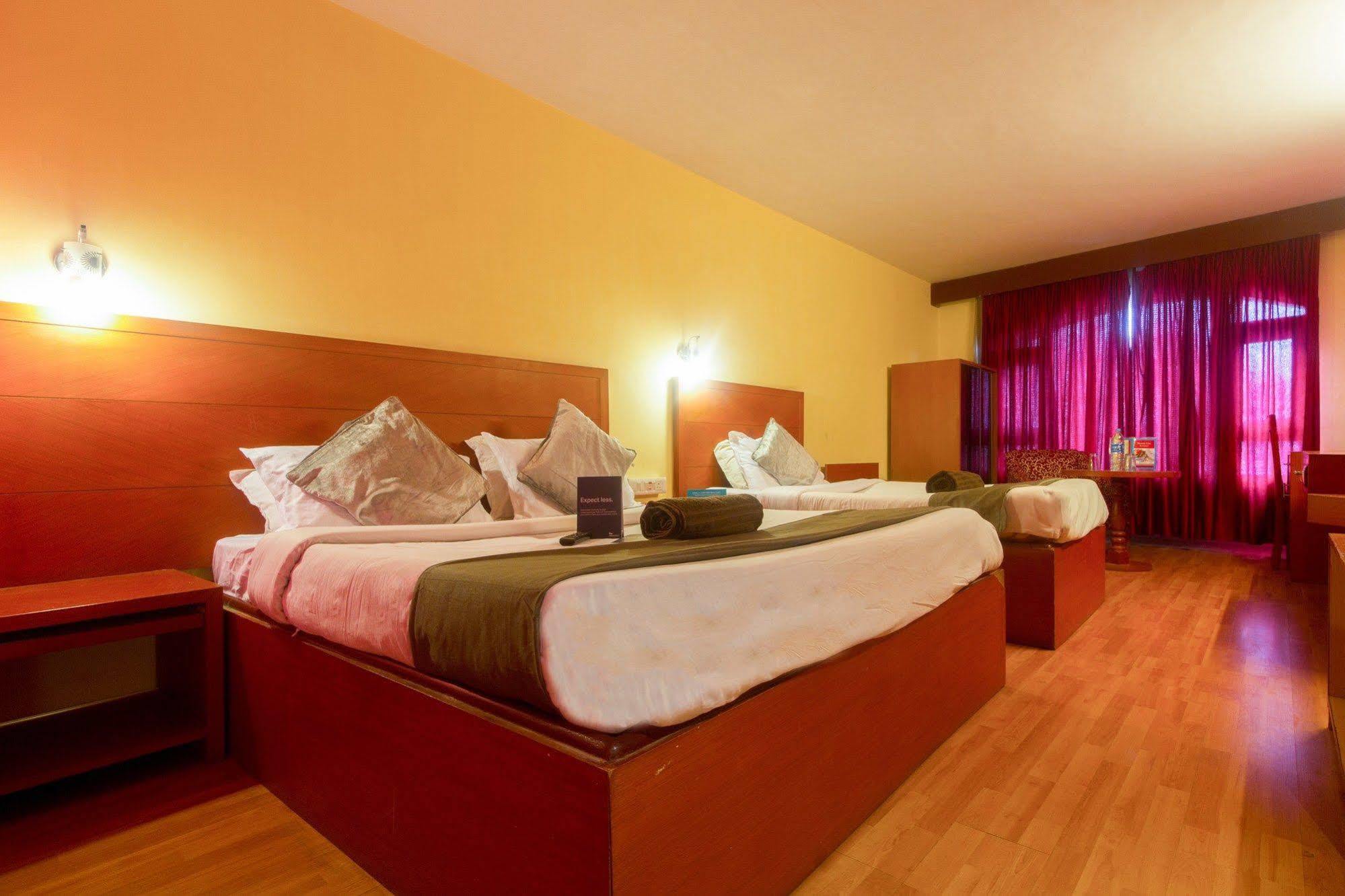 אוטי Fabhotel Khems Shoram Palace Road מראה חיצוני תמונה