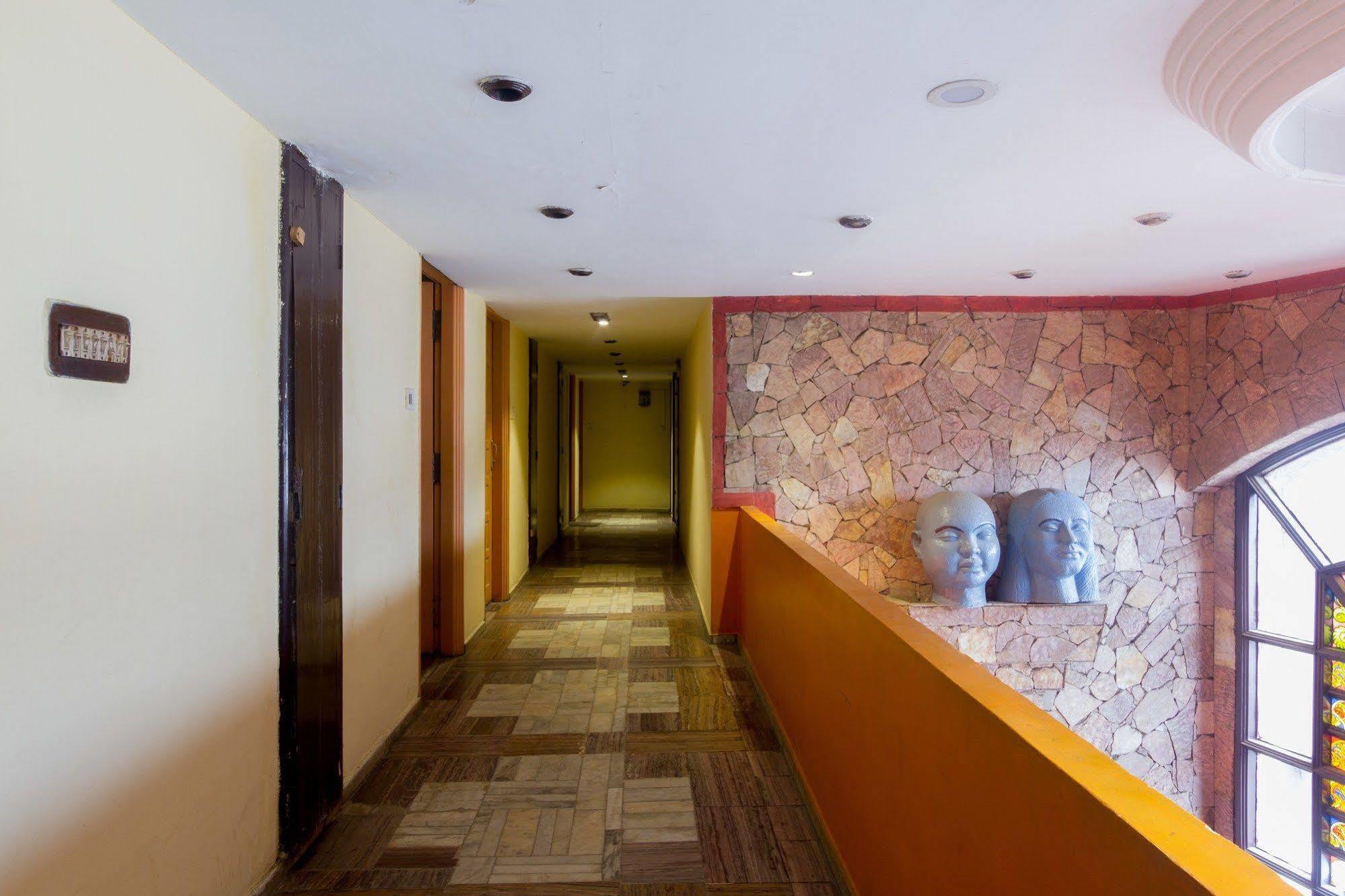 אוטי Fabhotel Khems Shoram Palace Road מראה חיצוני תמונה